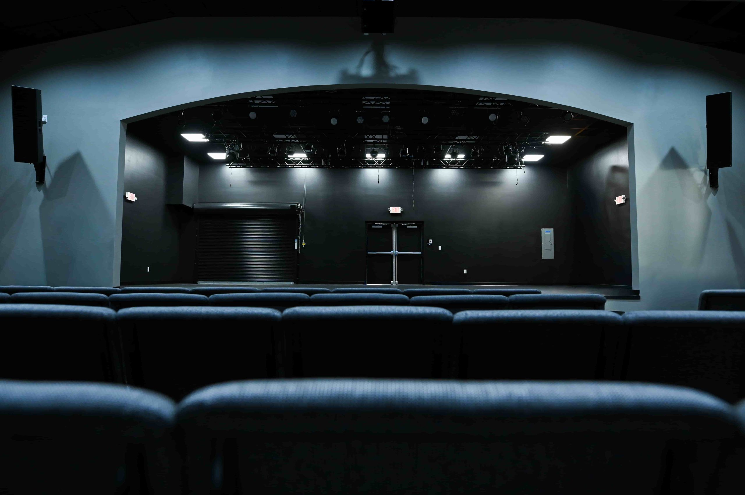 A theater ready for a show, a conference, and more!